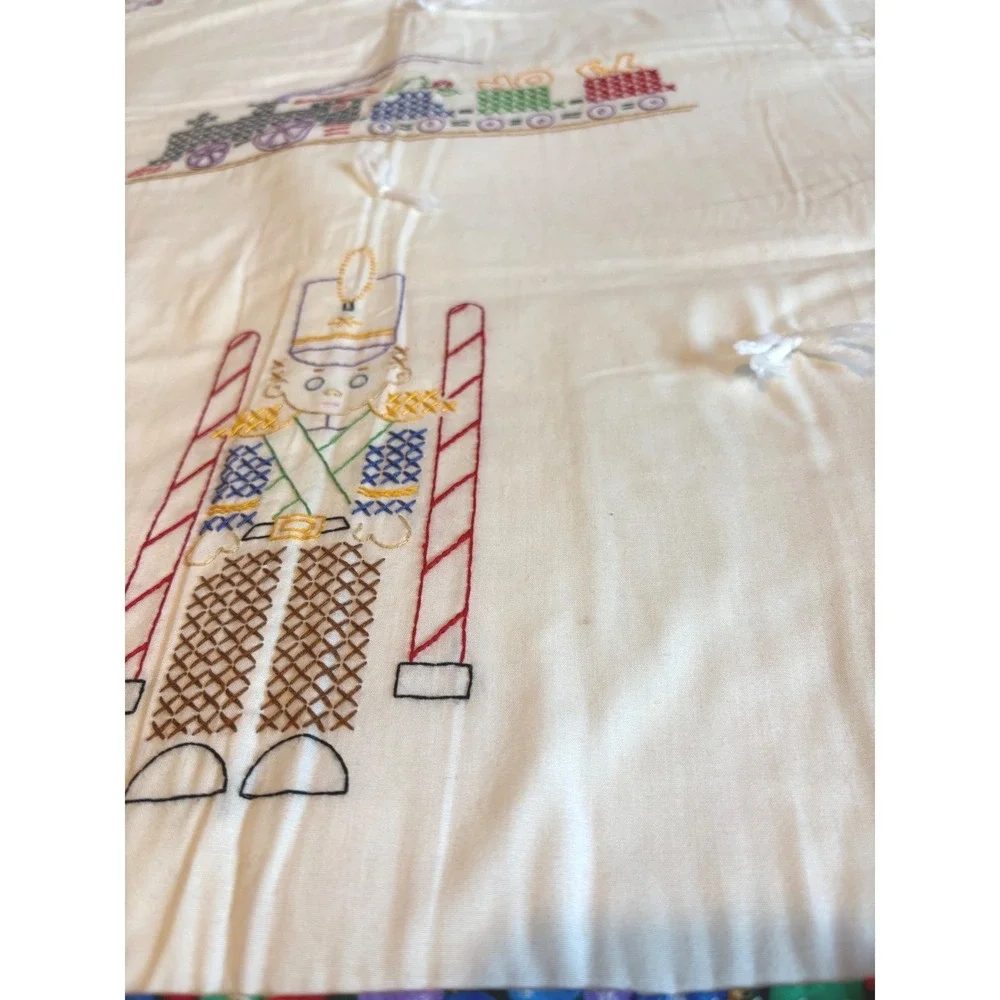Hand Embroidered Quilt Decor Santa‎ Snowman Train Nutcracker Gift